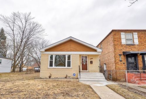 14325 Lowe Ave, Chicago IL  60827-2308 exterior