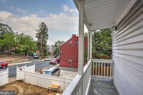 504 Poplar St, Lancaster PA  17603-5235 exterior