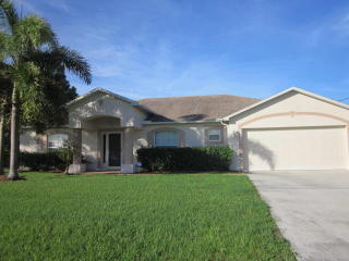 5338 South Crisona Cir, Fort Pierce FL  34986-3622 exterior