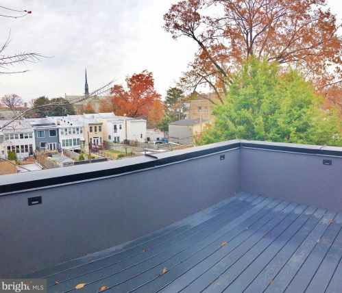 615 Upshur St, Washington DC 20011-7935 exterior