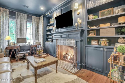 8 Berkeley Ct, Bluffton SC 29910-4839 exterior