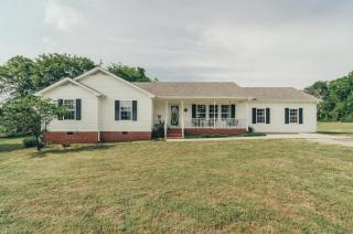 916 Henley Dr, Lebanon, TN 37087-4524