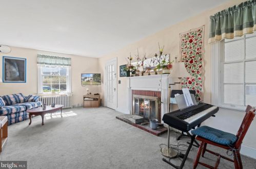 10 Argyle St, Rockville MD 20850-4417 exterior