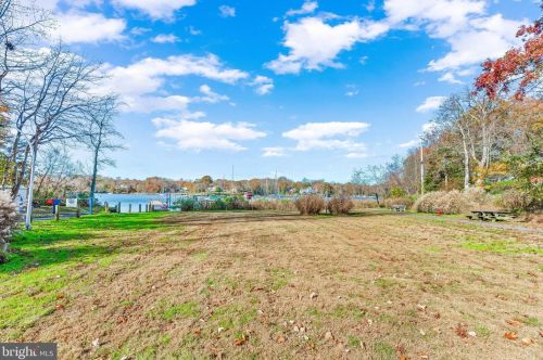 152 Duval Ln, Edgewater MD 21037-1613 exterior