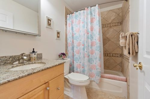 110 Twylite Ter, Fort Pierce FL  34983-1247 exterior