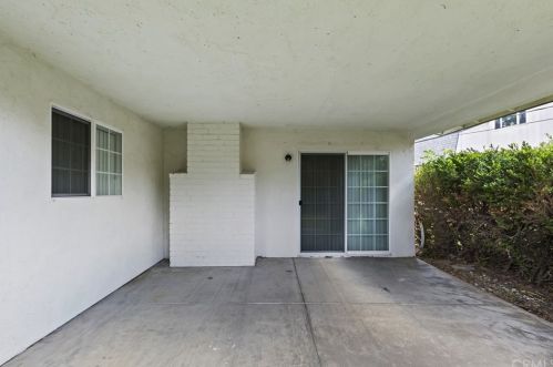 712 Spruce St, Riverside CA 92507-3043 exterior