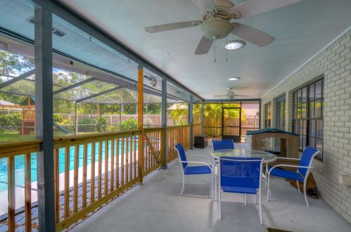 4219 Cartnal Ave, Tampa FL  33618-8600 exterior