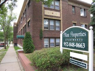 372 Cleveland Ave, Saint Paul MN  55105-1344 exterior