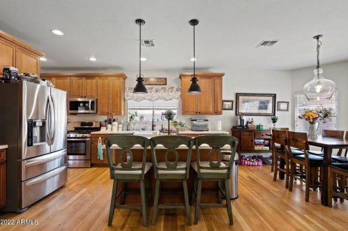 8818 12 St, Phoenix AZ 85086-7450 exterior