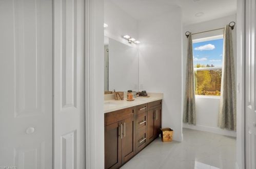 4645 66 Ave, Naples FL 34120-2652 exterior