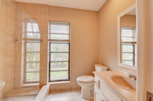 6926 Grande Dr, Boca Raton FL 33433-2735 exterior