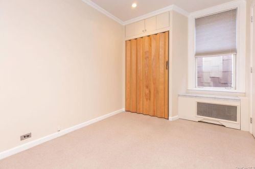 1842 Holland Ave, Bronx NY 10467-8709 exterior