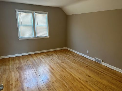 2307 Olive St, Milwaukee WI 53212-1025 exterior