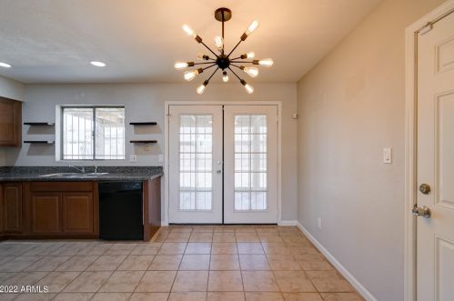 18025 33rd Ave, Phoenix AZ  85053-1648 exterior