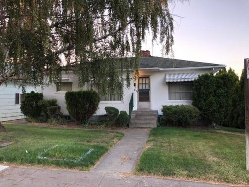 1007 Summitview Ave, Yakima, WA 98902-3023