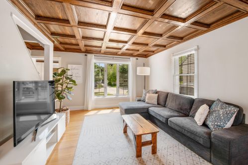 4707 Elkhart Ave, Milwaukee WI  53211-1002 exterior