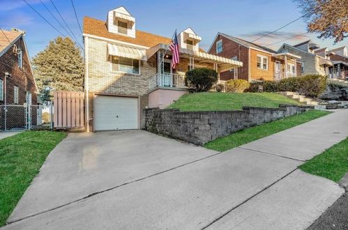 4125 Gladstone St, Pittsburgh PA 15207-1423 exterior