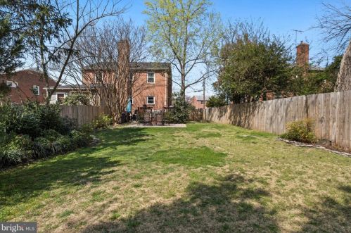 6 French St, Alexandria VA 22304-2642 exterior