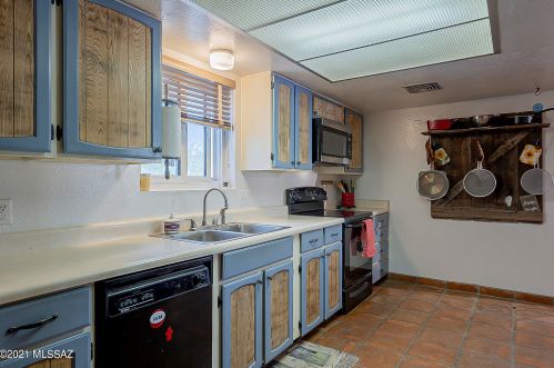 5960 Escondido Ln, Tucson AZ 85704-2815 exterior