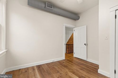 460 Queen St, Lancaster PA  17603-5618 exterior