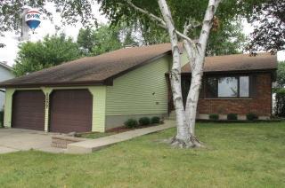 2277 Independence Dr, Aurora, IL 60506-3271