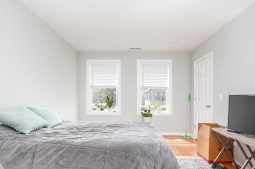 15 Warner Ave, Worcester MA  01604-3129 exterior