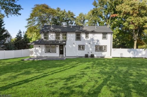 164 Gallows Hill Rd, Westfield NJ 07090-1108 exterior