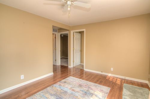 5119 Wonder Wood Dr, Bull Valley IL 60097-8133 exterior