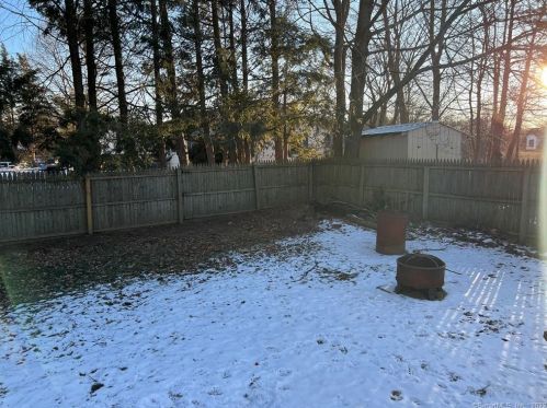 5 Ferland Dr, Killingly CT 06241-2001 exterior