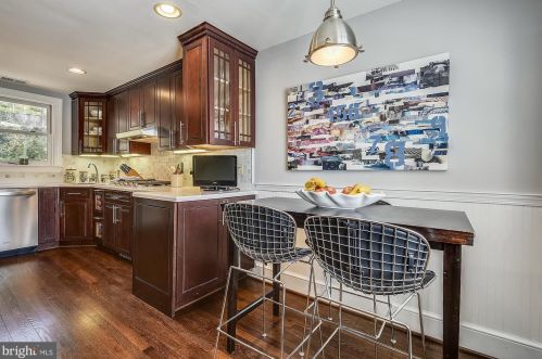 301 Glendale Ave, Alexandria VA 22301-2407 exterior