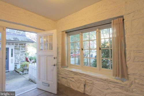 218 Gorgas Ln, Philadelphia PA  19119-2509 exterior