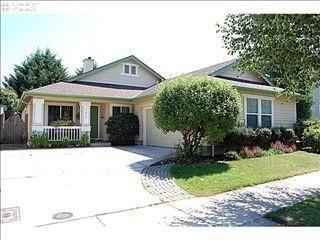 1883 Praslin St, Eugene, OR 97402-7502