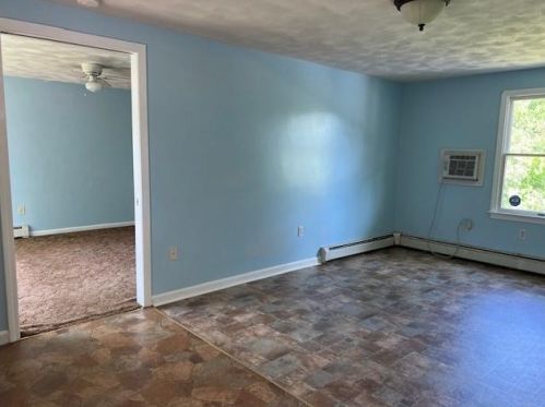 110 Lancashire St, Providence RI  02908-1612 exterior