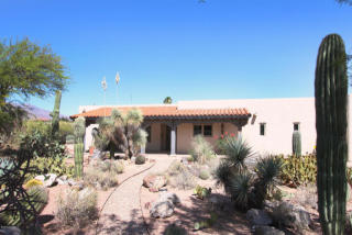 5820 Paseo Niquel, Tucson, AZ 85718-3926