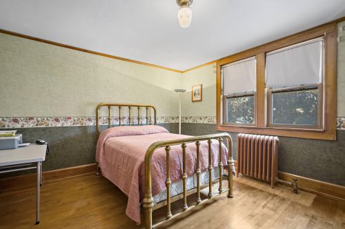 2133 28, Milwaukee WI 53215-2423 exterior