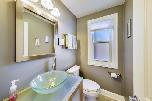 9300 Hamilton Ave, Chicago IL 60643-6311 exterior