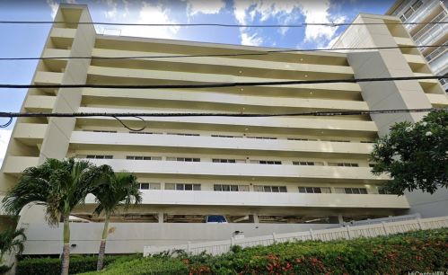 1516 Ward Ave, Honolulu HI 96822-3568 exterior