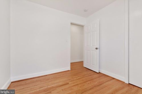 4608 Coachway Dr, Rockville MD  20852-2338 exterior