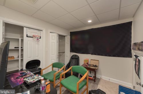 1185 Edgemoor Ct, Lancaster PA 17601-5198 exterior