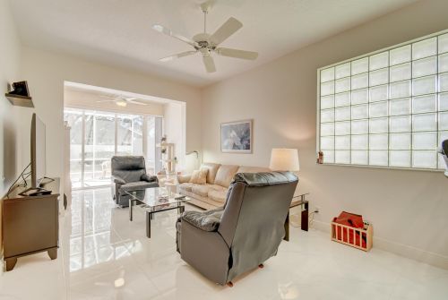 9726 Arbor Vw Dr, Boynton Beach FL 33437-5939 exterior