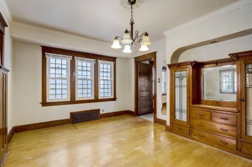 1321 73 St, Milwaukee WI 53214-3134 exterior