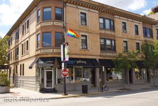 3434 Halsted St, Chicago IL  60657-2424 exterior