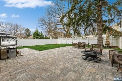 357 Prospect St, Nutley NJ 07110-3127 exterior