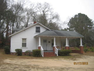 1235 Sunset Dr, Laurinburg, NC 28352-4697