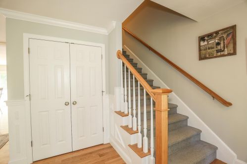 62 Hoit Rd, Concord NH  03301-1804 exterior