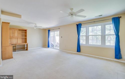 617 Azalea Dr, Rockville MD 20850-2010 exterior