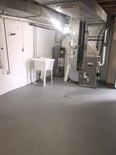 925 Elizabeth St, Pittsburgh PA 15221-3966 exterior