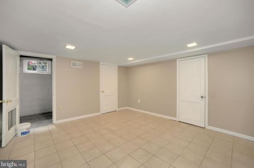 3823 Pope St, Washington DC 20020-2358 exterior