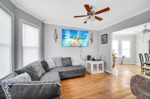 10530 Lafayette Ave, Chicago IL 60628-5520 exterior