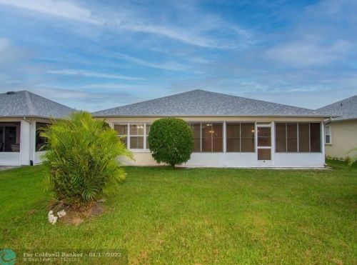 5777 Travelers Way, Fort Pierce FL 34982-4051 exterior